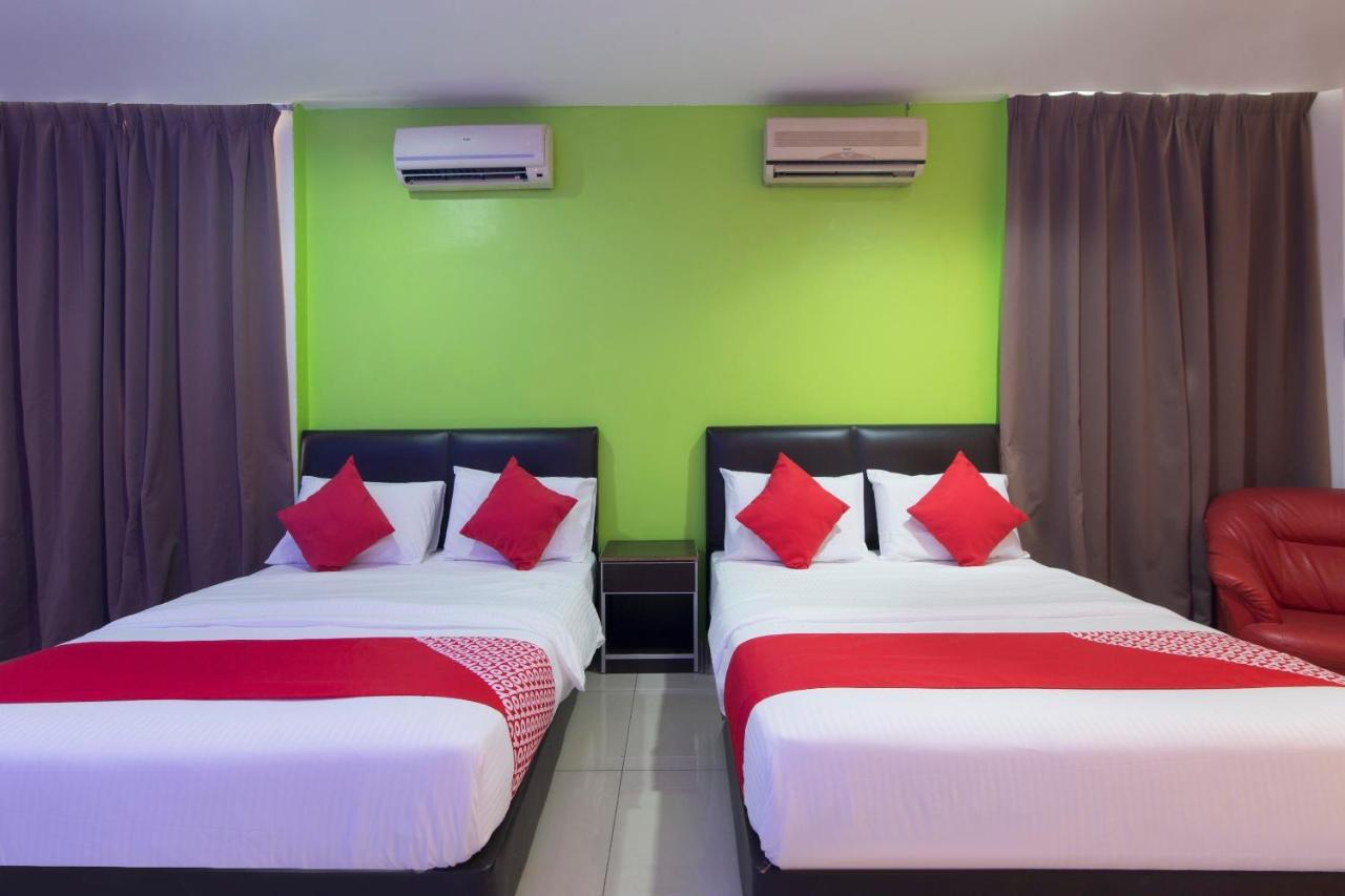 Oyo 44072 Mines Cempaka Hotel Nilai Eksteriør bilde