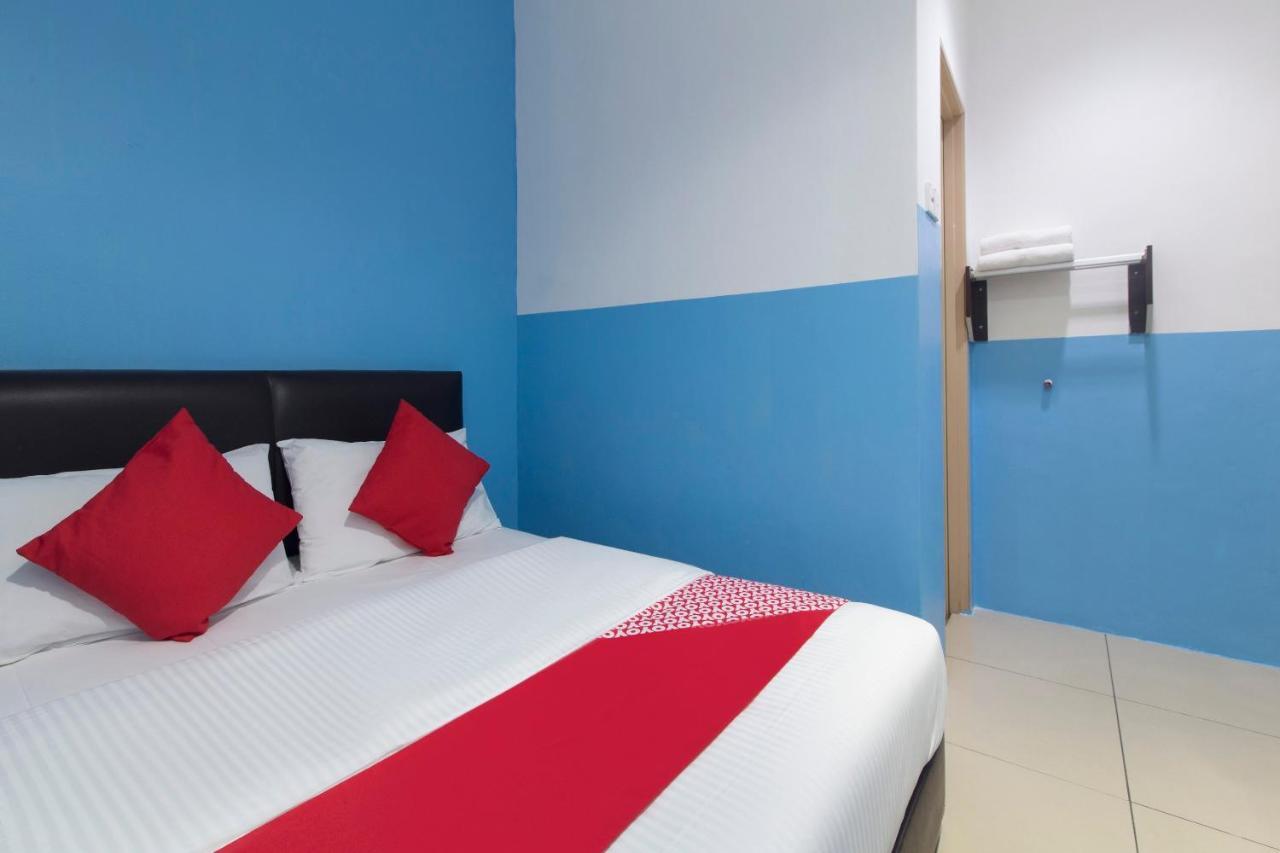 Oyo 44072 Mines Cempaka Hotel Nilai Eksteriør bilde